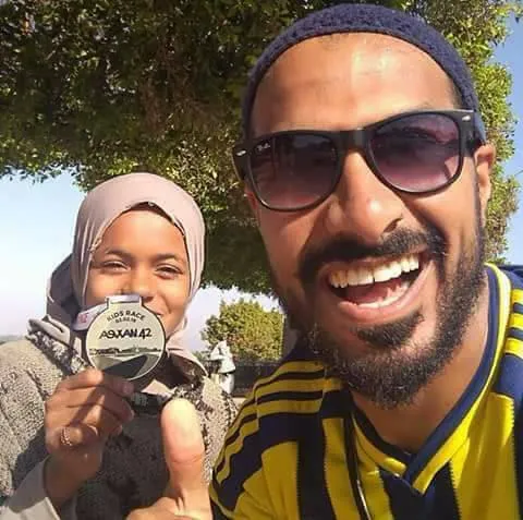 Marwa celebrates her medal